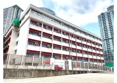 與「香港中國婦女會中學」合辦 「朋輩調解培訓」 2024年9月 - 2025年5月 (共9個月)